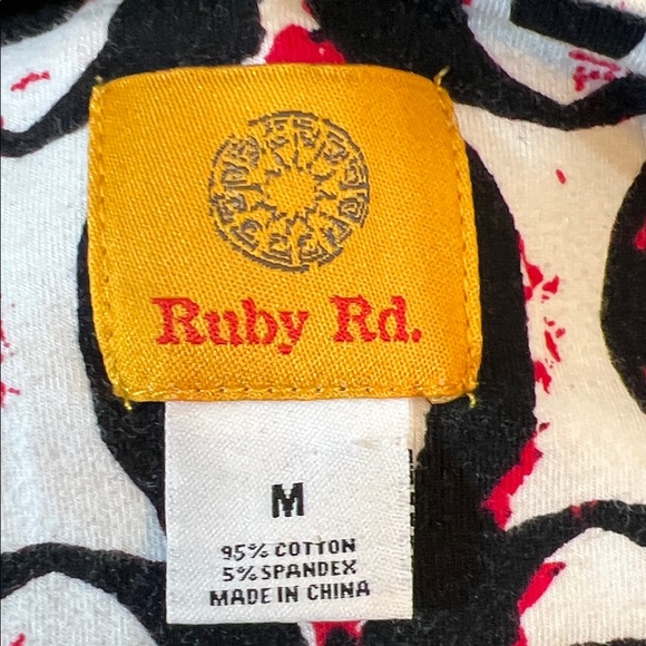 Ruby Rd. Black and Red Patterned Blouse - Picture 7 of 7